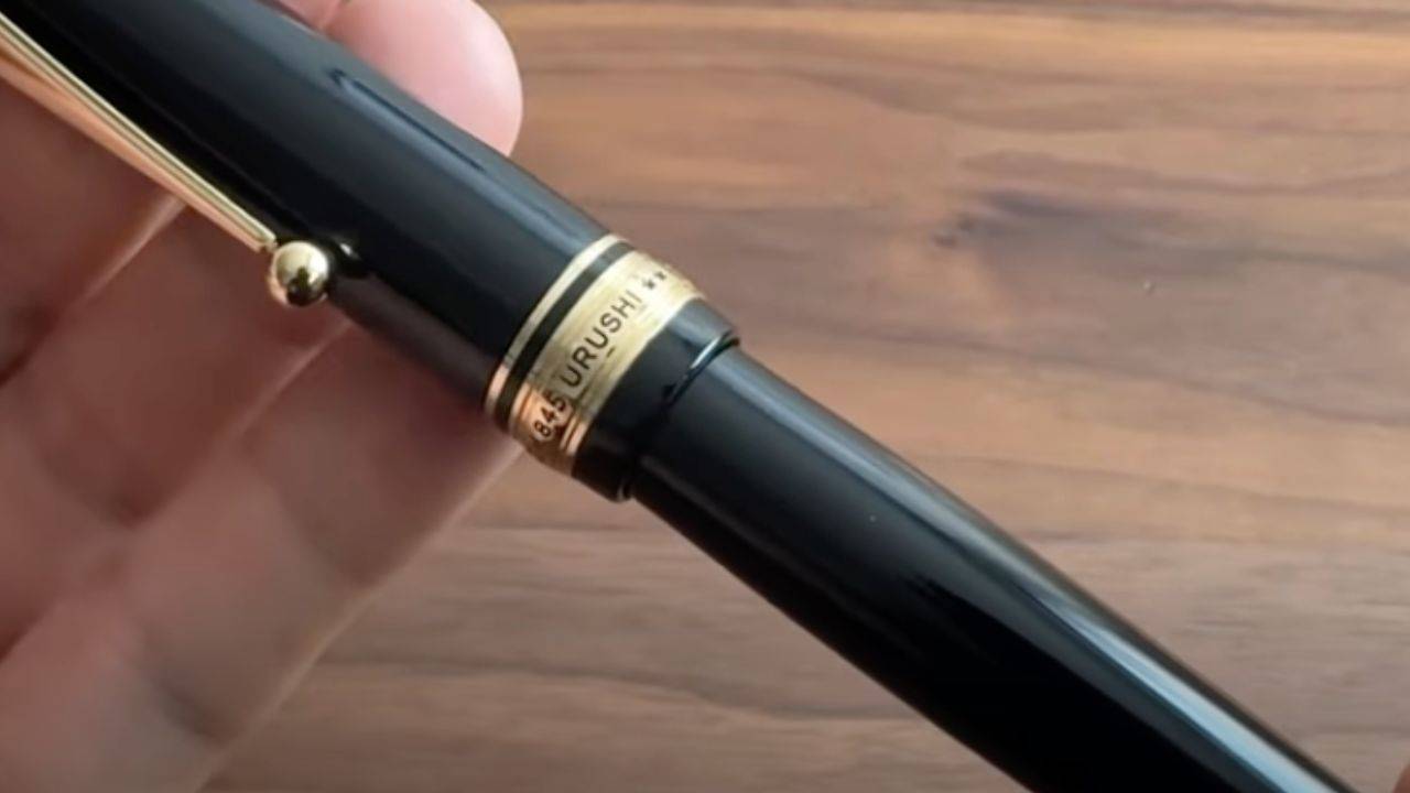 パイロット「カスタム845」——書くたび惚れる漆の万年筆 – &Liebe